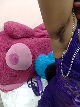 priya 00143 online show from April 13, 2026, 6:13 pm