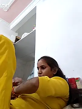 Hotty-Nidhi online show from September 25, 2025, 6:28 am