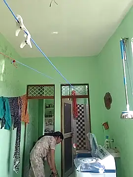 Hotty-Nidhi online show from October 17, 2025, 6:27 am