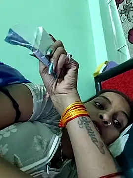 Snapshot of Hotty-Nidhi chatting on February 10, 2026, 5:28 pm Hotty-Nidhi online show from February 10, 2026, 5:28 pm