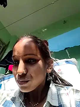 Snapshot of Hotty-Nidhi chatting on February 17, 2026, 4:20 am Hotty-Nidhi online show from February 17, 2026, 4:20 am