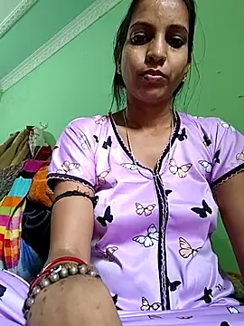 Snapshot of Hotty-Nidhi chatting on February 25, 2026, 3:38 am Hotty-Nidhi online show from February 25, 2026, 3:38 am