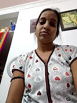 Snapshot of Hotty-Nidhi chatting on February 27, 2026, 1:38 am Hotty-Nidhi online show from February 27, 2026, 1:38 am