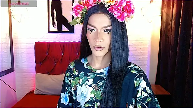 agatha rodriguez online show from October 3, 2025, 1:52 pm