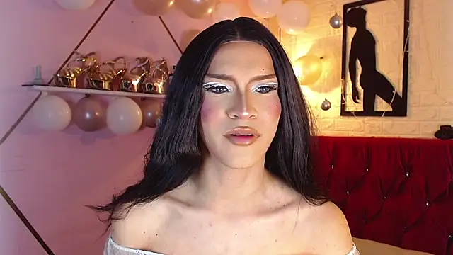 agatha rodriguez online show from December 17, 2025, 2:12 pm