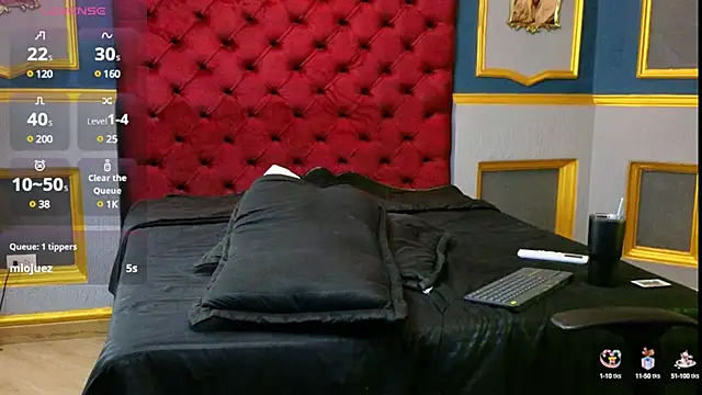 AshtonnSummer online show from March 20, 2025, 5:47 pm