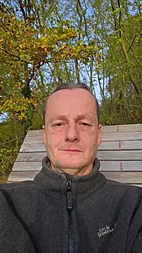 namorreyeb1 online show from November 5, 2025, 2:17 pm