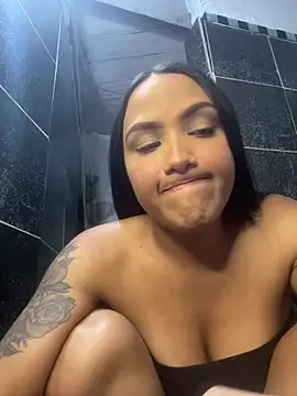 iamsara 21 online show from February 28, 2026, 2:34 am