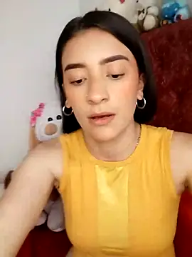 HOLY DOLL online show from March 20, 2025, 3:47 pm