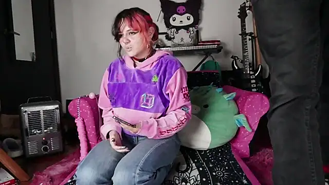 Devil And Princess online show from September 22, 2025, 3:41 am