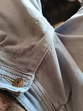 Mr skywalker online show from November 14, 2025, 7:51 am