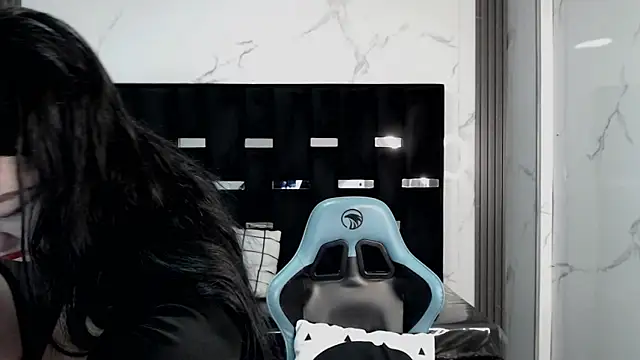 valeria a1 online show from April 18, 2026, 2:48 am