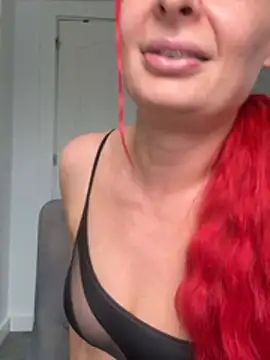 FariBanxOfficial online show from May 24, 2026, 2:33 pm