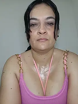 megan milf79 online show from July 8, 2026, 3:27 pm