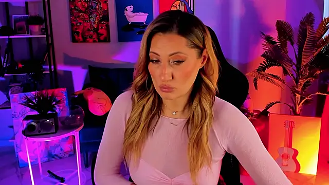 SarahAlluring online show from February 6, 2026, 11:46 am