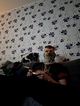 ThePython666 online show from October 25, 2025, 4:31 am