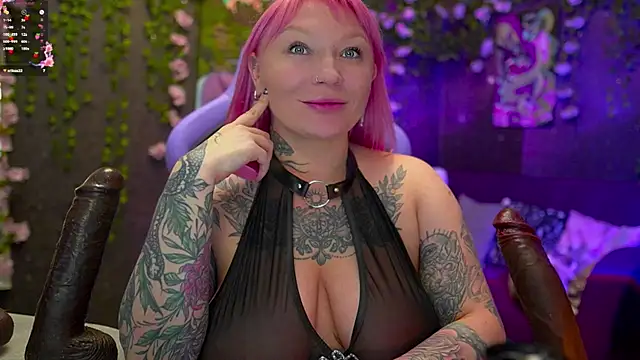 BlackedBarbie online show from October 5, 2025, 7:45 pm