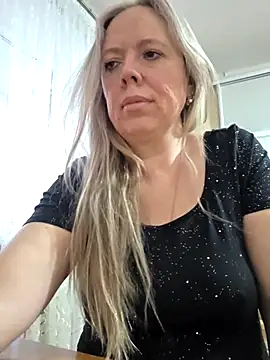 Irina3718 online show from March 19, 2026, 3:38 pm