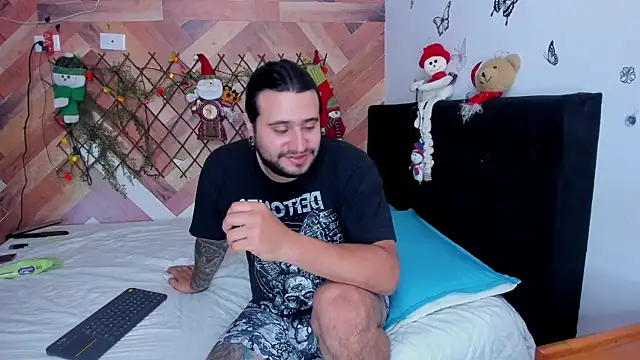 EmilyandChristianTattoos online show from December 2, 2025, 11:11 pm