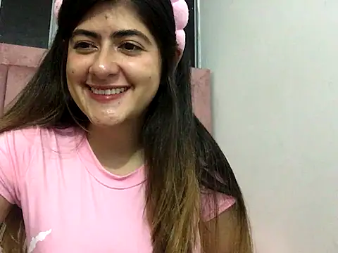 skyler1195 online show from October 17, 2025, 3:20 am