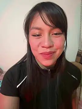Snapshot of -Selene- chatting on April 9, 2026, 3:06 am -Selene- online show from April 9, 2026, 3:06 am