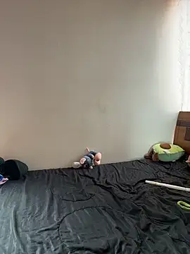 Snapshot of -Selene- chatting on June 7, 2026, 8:12 pm -Selene- online show from June 7, 2026, 8:12 pm