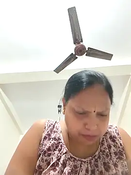 Arohi35 online show from September 18, 2025, 5:04 pm