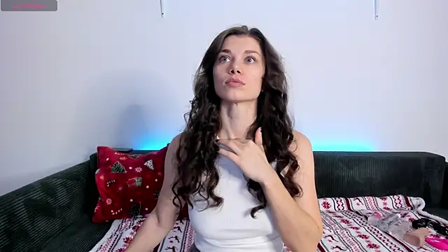 Eva McCoy online show from January 13, 2026, 8:41 am