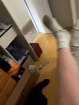 billybib83 online show from March 11, 2025, 12:28 pm