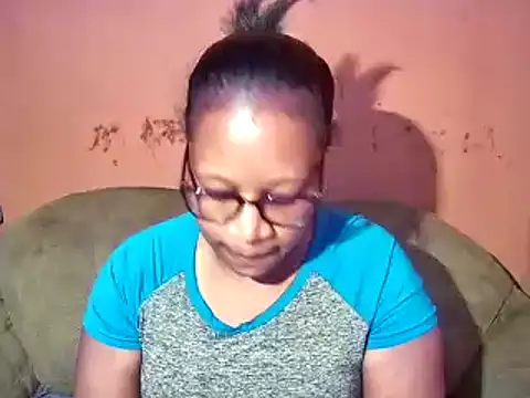 sexyamanda  online show from December 3, 2024, 12:13 am