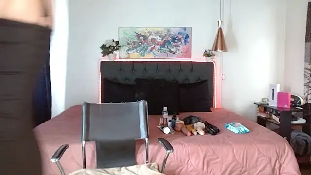 mia velvet1 online show from October 21, 2025, 2:40 pm