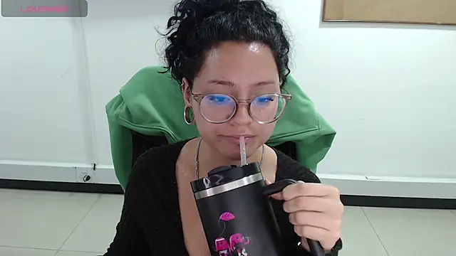 Snapshot of jenn_cg chatting on March 18, 2026, 9:51 pm jenn cg online show from March 18, 2026, 9:51 pm