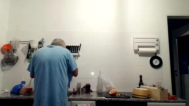 Berg Boy online show from October 5, 2025, 5:06 am