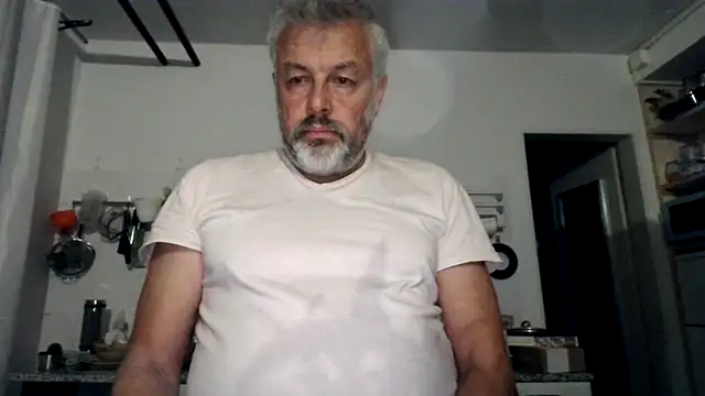 Berg Boy online show from October 18, 2025, 11:38 pm