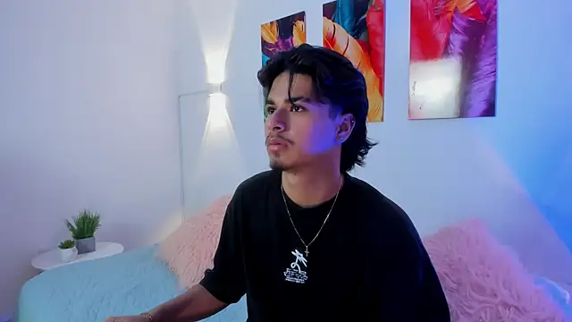 MathewAdams online show from September 22, 2025, 6:43 pm