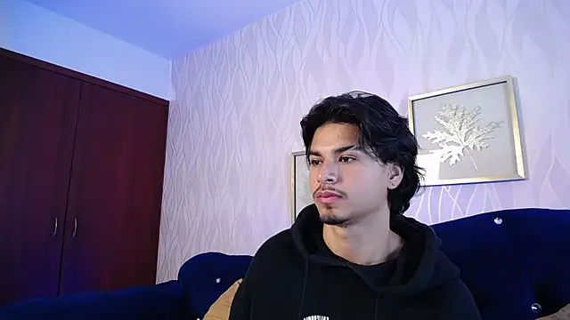 MathewAdams online show from December 18, 2025, 6:47 pm