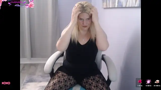 BellaStar84 online show from September 30, 2025, 12:21 pm