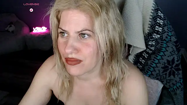 BellaStar84 online show from January 9, 2026, 11:57 am