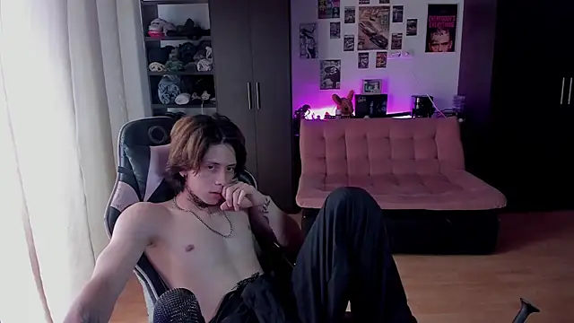 xIce Boy online show from May 11, 2026, 5:54 pm