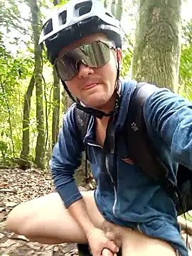 JuanMaty online show from November 24, 2025, 5:01 pm