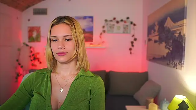 Aria Blonde online show from March 22, 2025, 2:14 pm