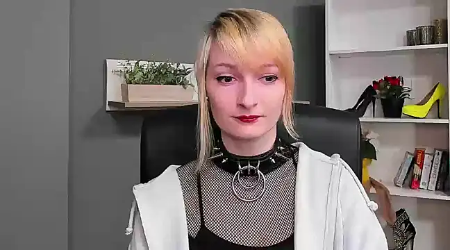 Snapshot of hottieBlair chatting on March 21, 2025, 7:44 am hottieBlair online show from March 21, 2025, 7:44 am