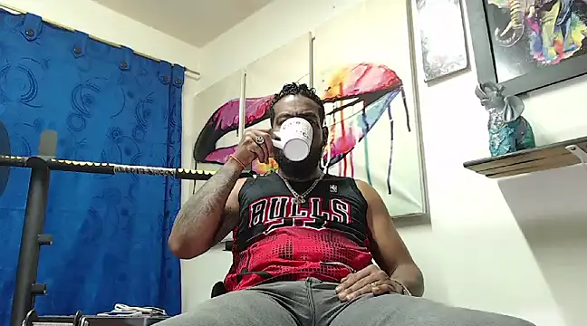 BladeFoxxx1 online show from March 17, 2025, 1:24 am