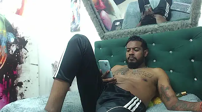 BladeFoxxx1 online show from March 20, 2025, 7:25 am