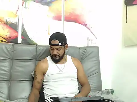 BladeFoxxx1 online show from October 27, 2025, 12:20 pm