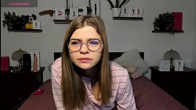 HaleyReedme online show from February 2, 2026, 8:02 am