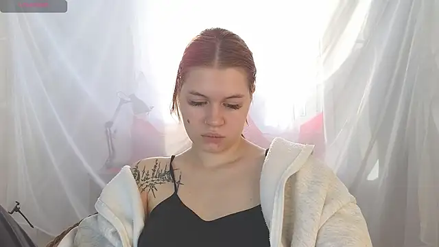 LucilleGlover online show from September 17, 2025, 3:08 am