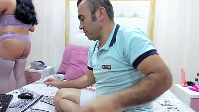 Snapshot of Mariham-Murath chatting on March 19, 2025, 10:55 am Mariham-Murath online show from March 19, 2025, 10:55 am