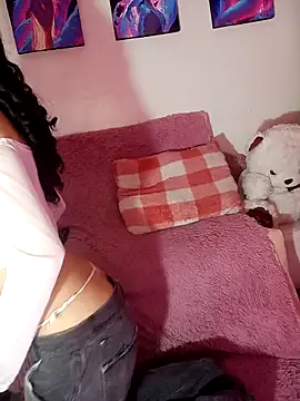 Tracy KS online show from March 14, 2025, 4:09 pm