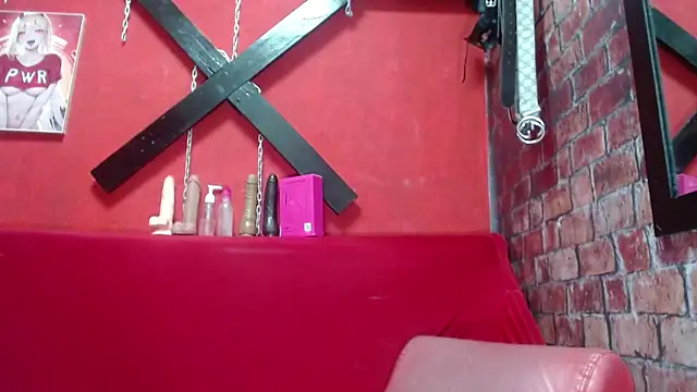 Tracy KS online show from September 28, 2025, 2:28 am